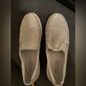 SKECHERS X SWAROVSKI SIZE 9.5